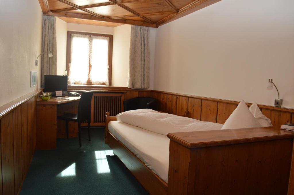 Hotel Zum Kreuz Aarau Rom bilde