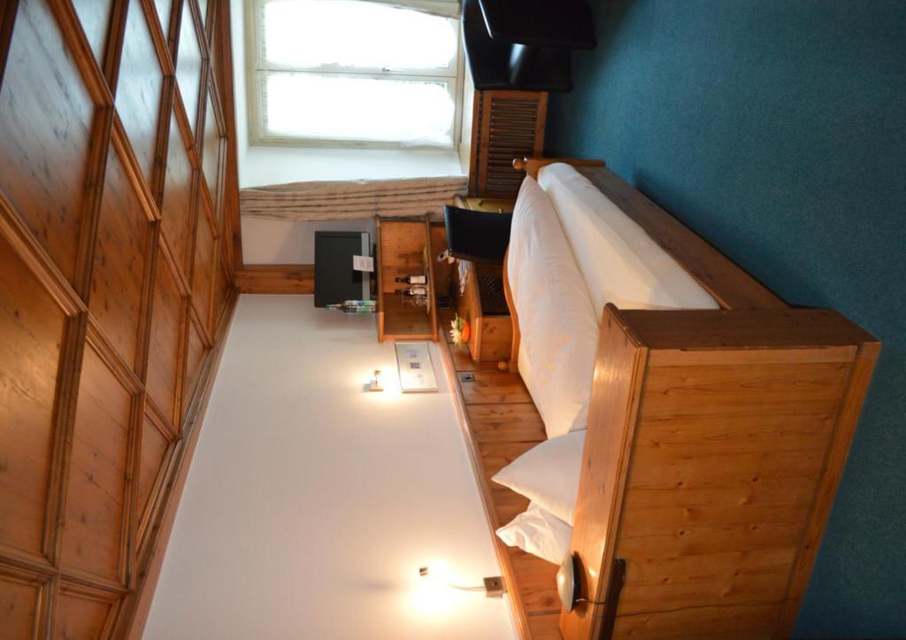 Hotel Zum Kreuz Aarau Rom bilde